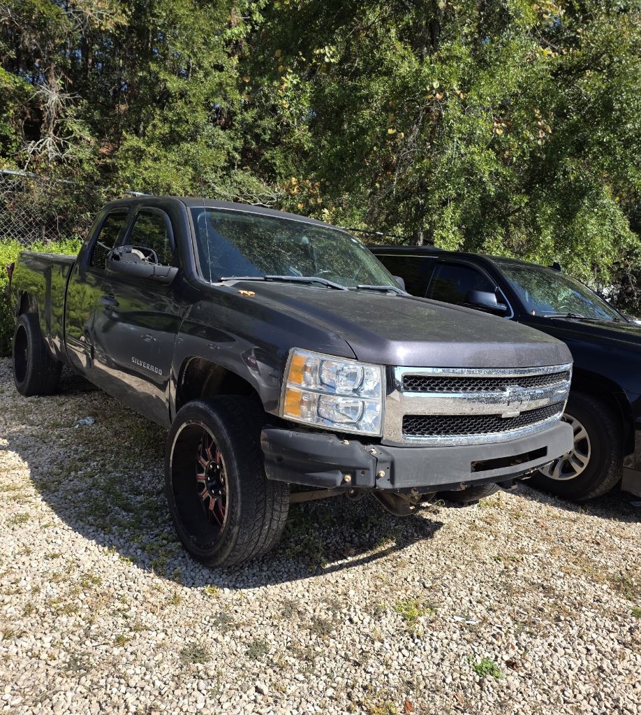 Chevrolet Silverado 1500 LT Ext. Cab 2WD 2011 Chevrolet Silverado 1500 LT Ext. Cab 2WD 2011
