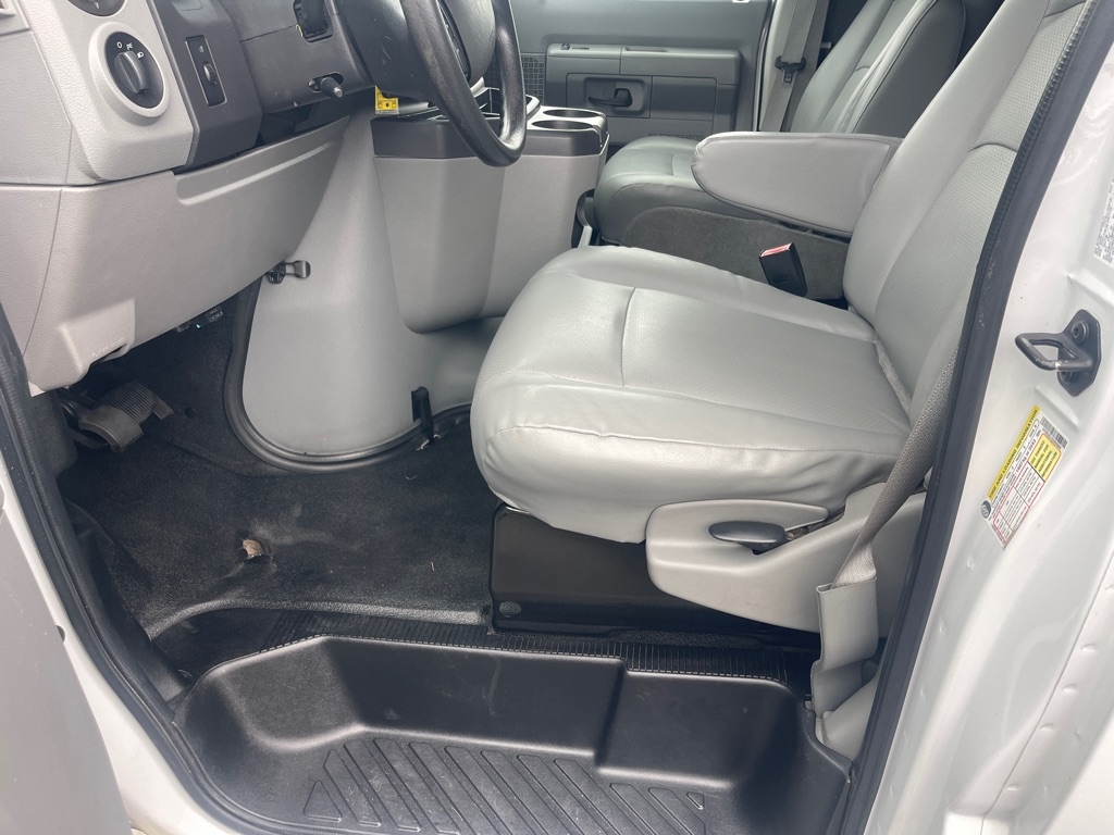 Ford Econoline E-250 2012 Ford Econoline E-250 2012