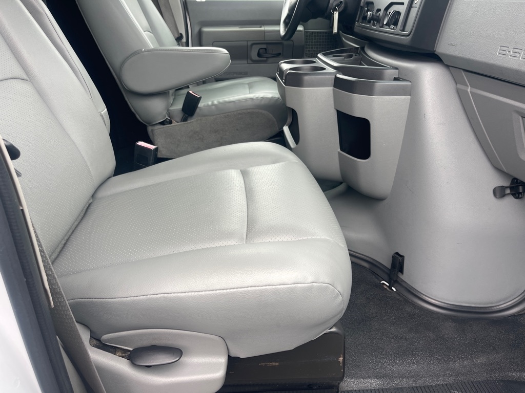 Ford Econoline E-250 2012 Ford Econoline E-250 2012