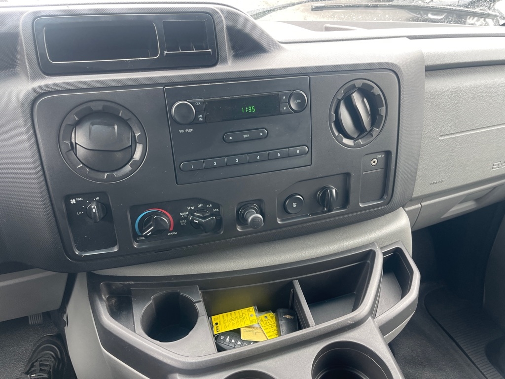 Ford Econoline E-250 2012 Ford Econoline E-250 2012