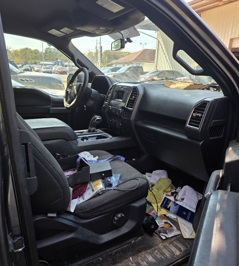 Ford F-150 XL SuperCab 8-ft. Bed 4WD 2015 Ford F-150 XL SuperCab 8-ft. Bed 4WD 2015