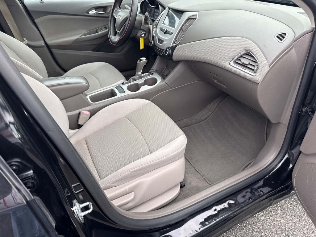 Chevrolet Cruze LS Auto 2017 Chevrolet Cruze LS Auto 2017