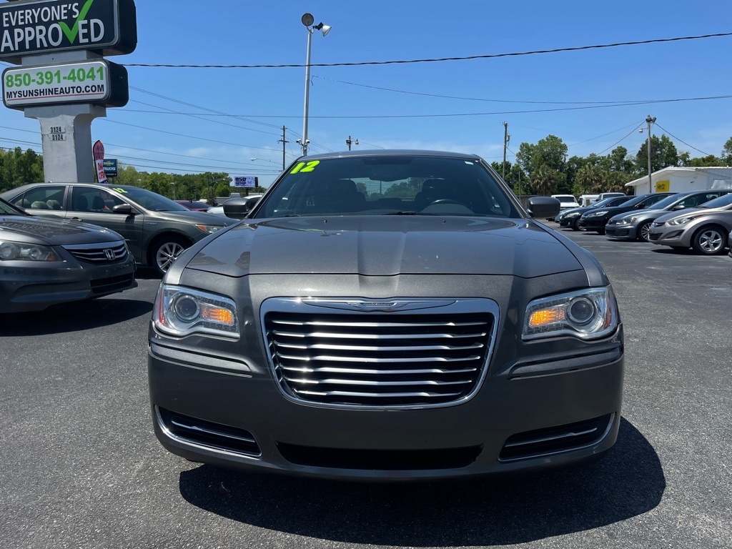 Chrysler 300 Base 2012 Chrysler 300 Base 2012