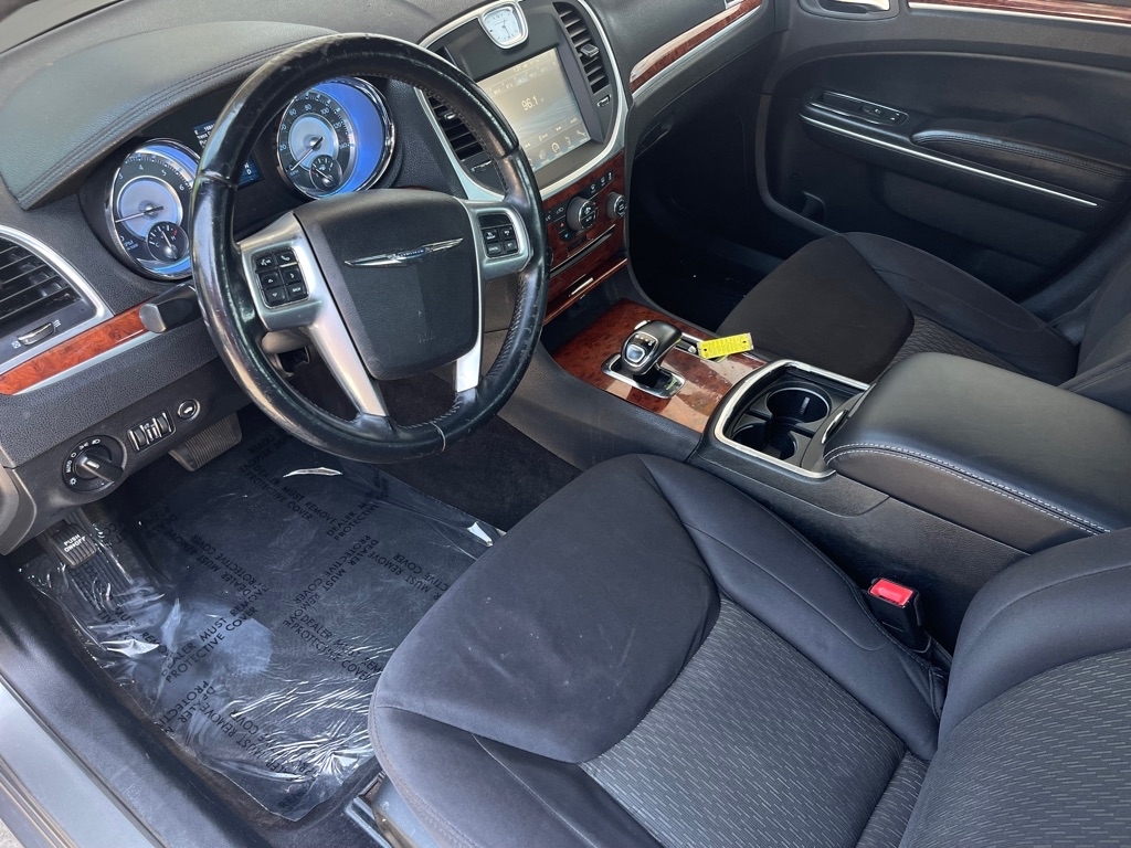 Chrysler 300 Base 2012 Chrysler 300 Base 2012