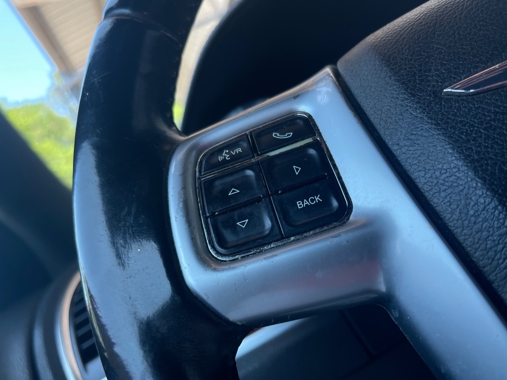 Chrysler 300 Base 2012 Chrysler 300 Base 2012