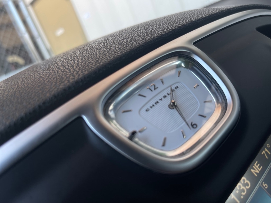 Chrysler 300 Base 2012 Chrysler 300 Base 2012