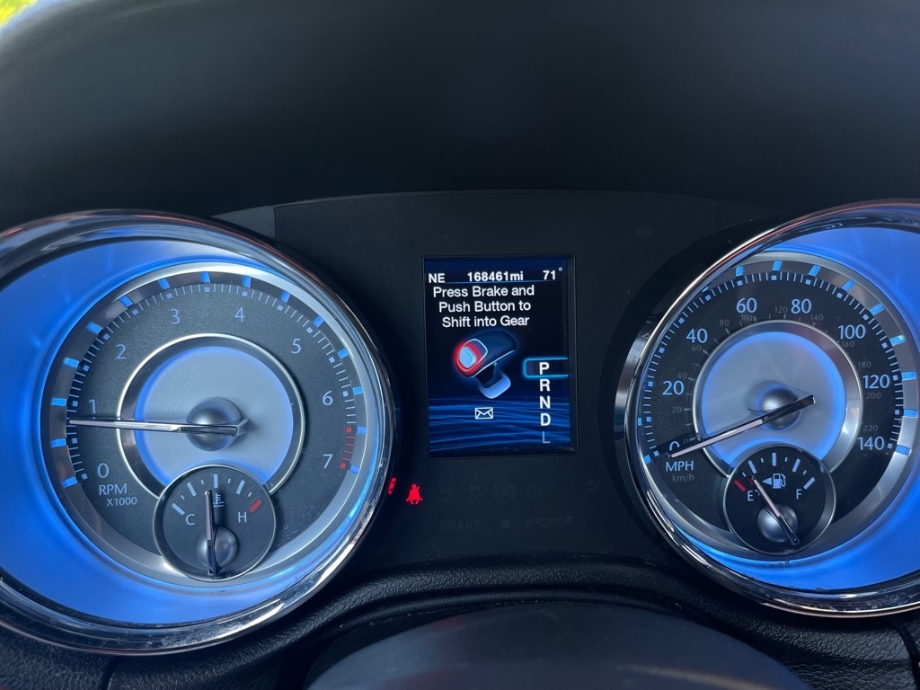 Chrysler 300 Base 2012 Chrysler 300 Base 2012