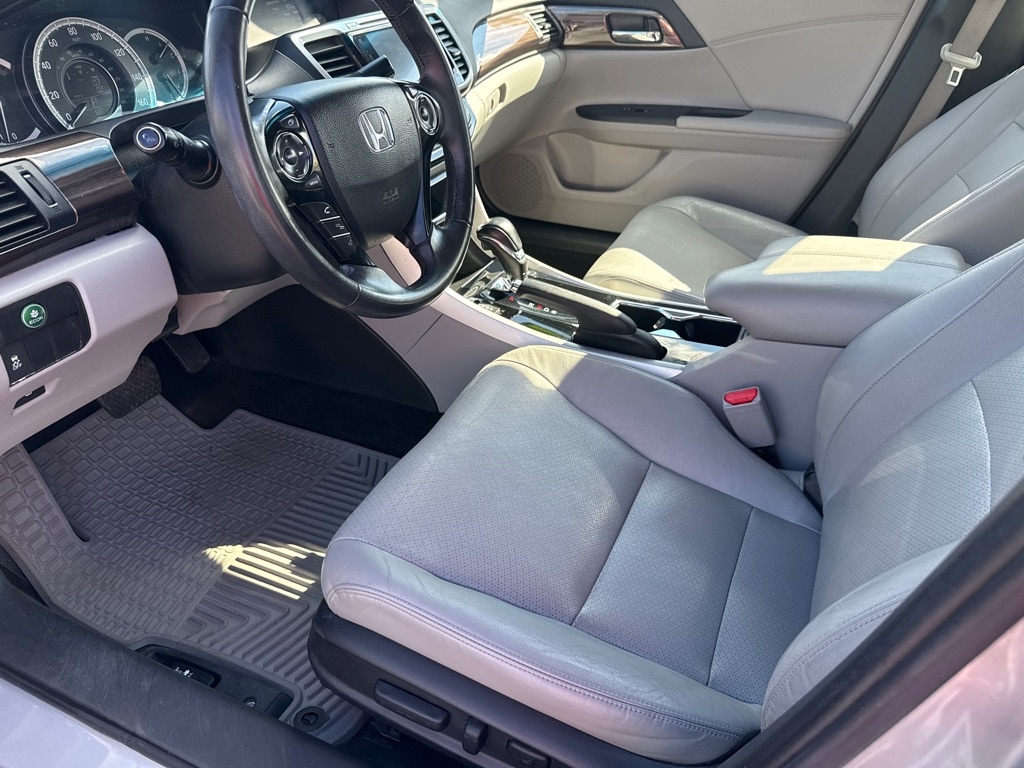 Honda Accord EX-L Sedan V6 6-Spd AT 2016