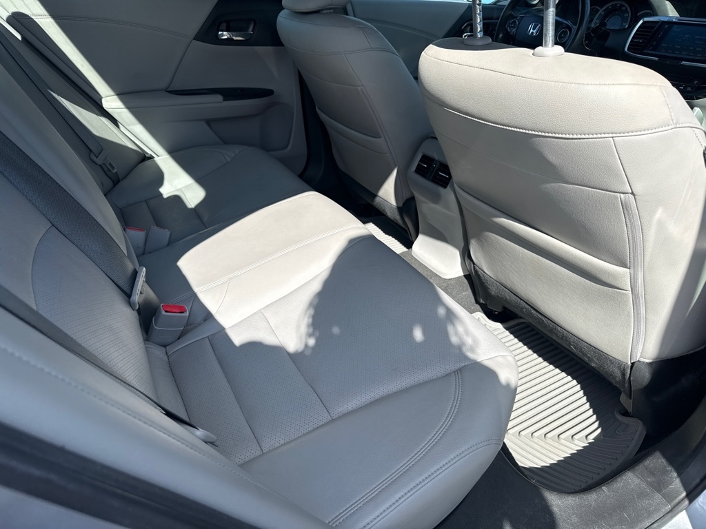 Honda Accord EX-L Sedan V6 6-Spd AT 2016