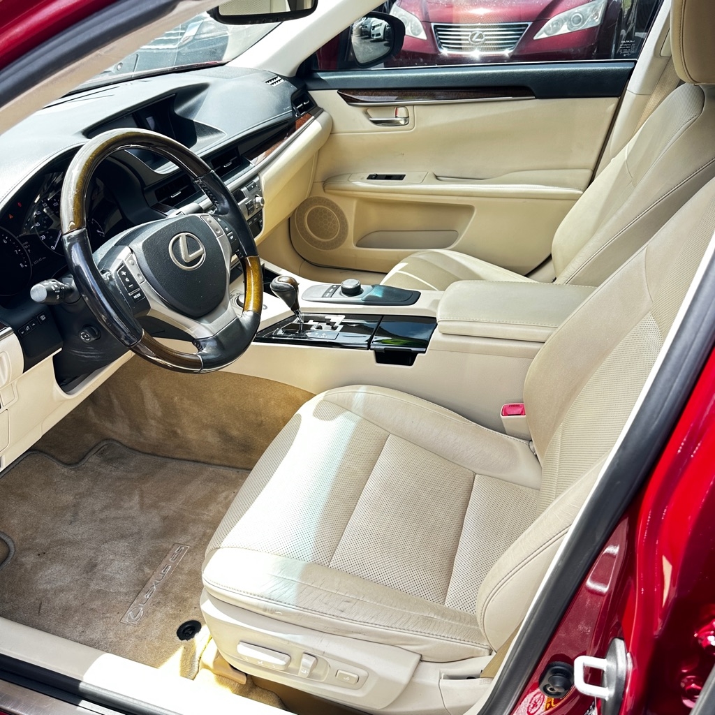 Lexus ES 350 Sedan 2015 Lexus ES 350 Sedan 2015