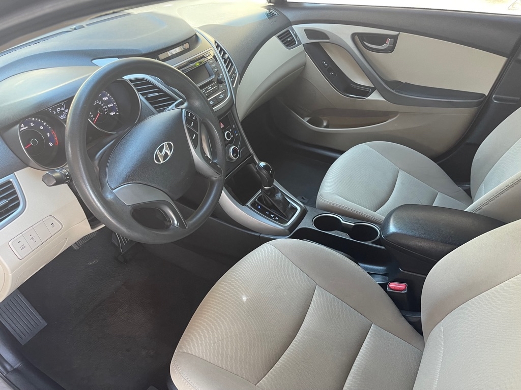 Hyundai Elantra GLS M/T 2014 Hyundai Elantra GLS M/T 2014