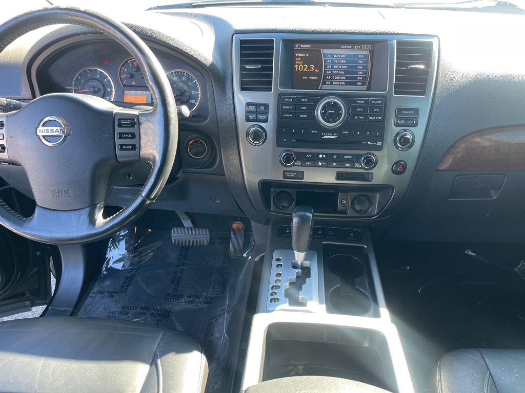 Nissan Armada Platinum 2WD 2010 Nissan Armada Platinum 2WD 2010