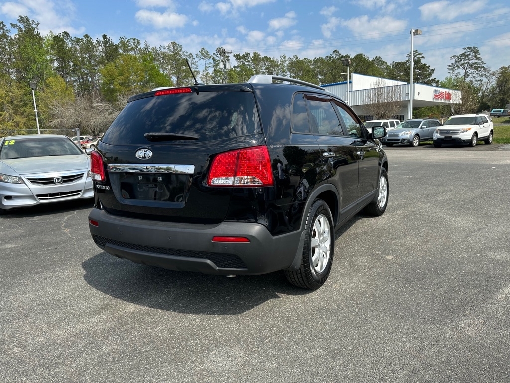 Kia Sorento LX 2WD 2012 Kia Sorento LX 2WD 2012