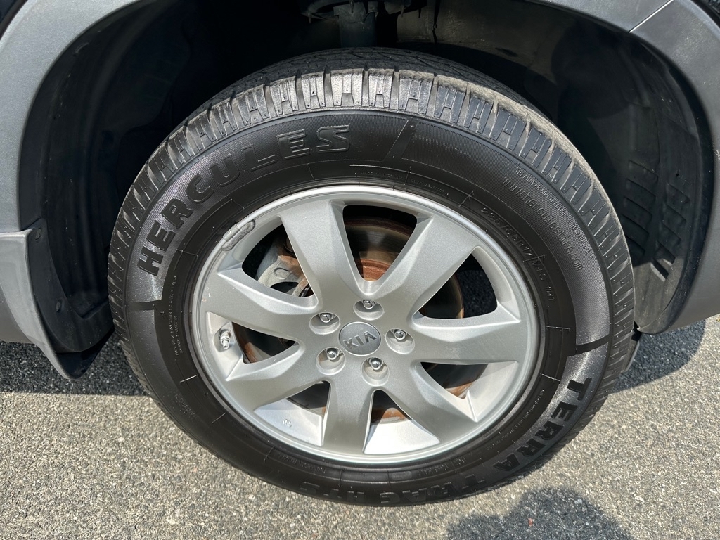 Kia Sorento LX 2WD 2012 Kia Sorento LX 2WD 2012