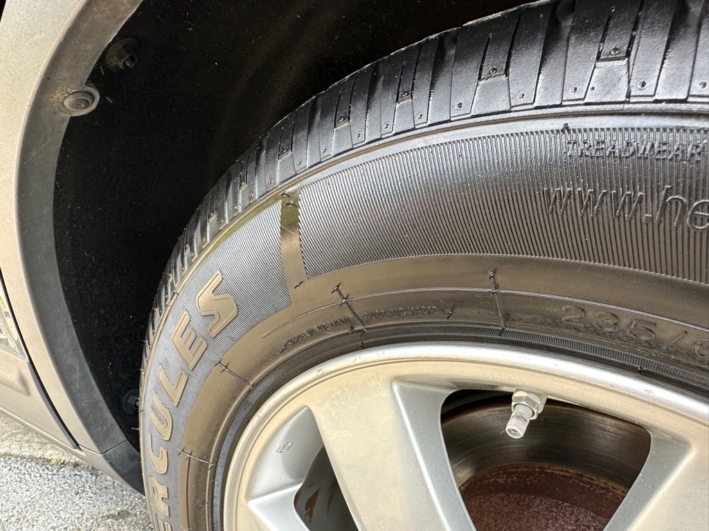 Kia Sorento LX 2WD 2012 Kia Sorento LX 2WD 2012