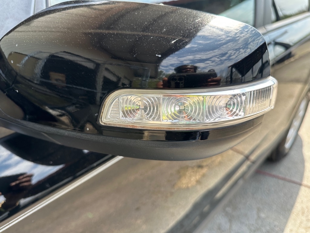 Kia Sorento LX 2WD 2012 Kia Sorento LX 2WD 2012