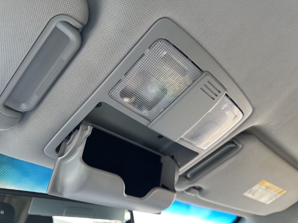 Kia Sorento LX 2WD 2012 Kia Sorento LX 2WD 2012