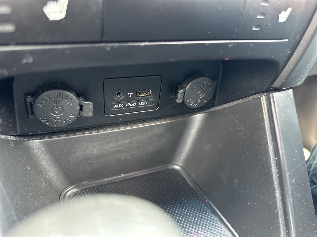 Kia Sorento LX 2WD 2012 Kia Sorento LX 2WD 2012