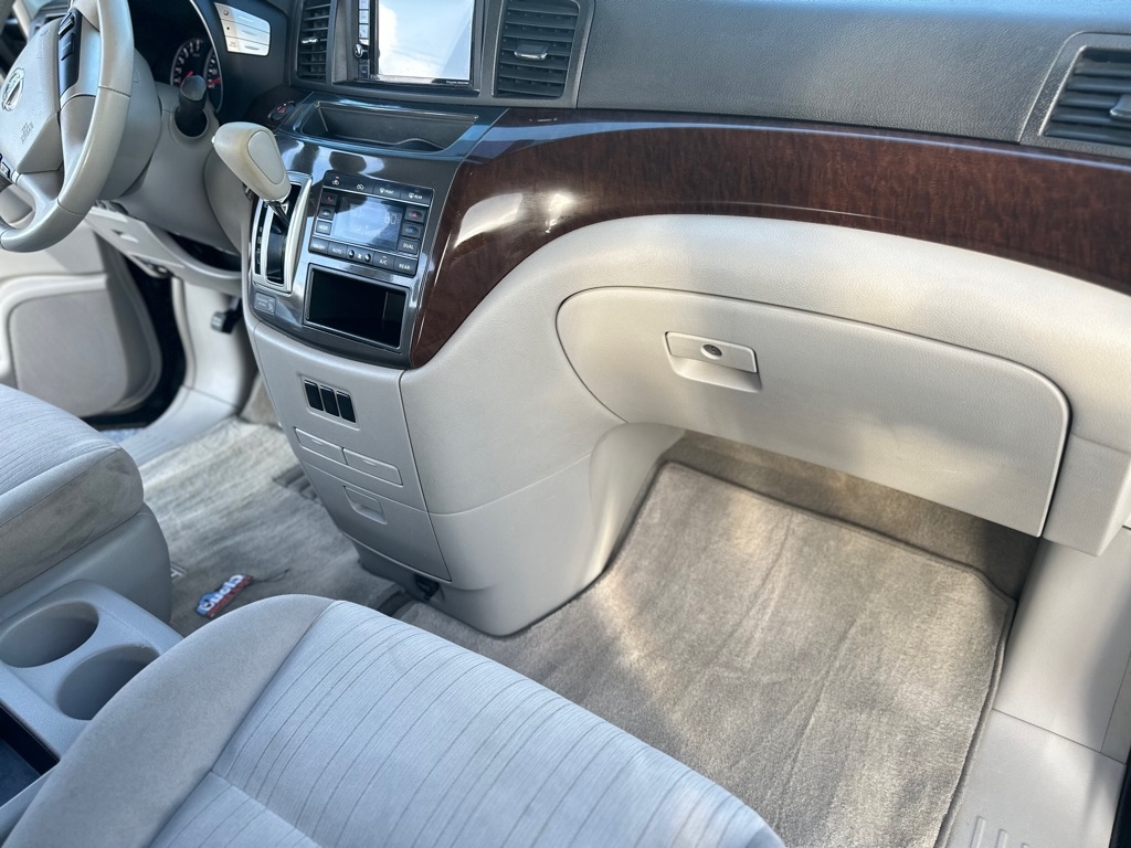 Nissan Quest S 2015 Nissan Quest S 2015