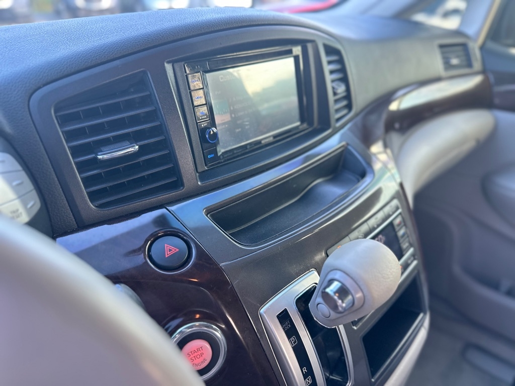 Nissan Quest S 2015 Nissan Quest S 2015