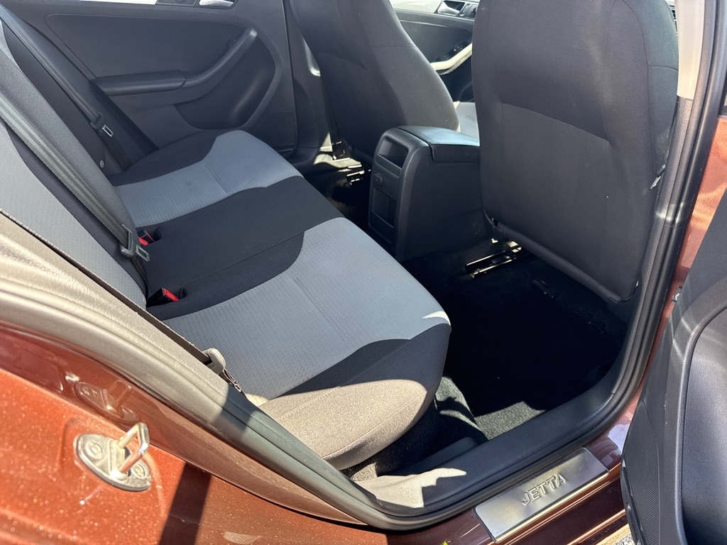 Volkswagen Jetta 1.4T S 6A 2017 Volkswagen Jetta 1.4T S 6A 2017