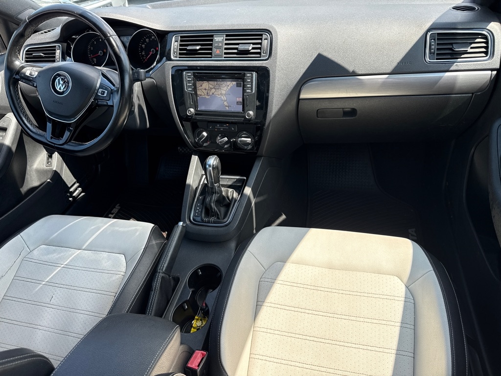 Volkswagen Jetta Sport 6A 2017 Volkswagen Jetta Sport 6A 2017