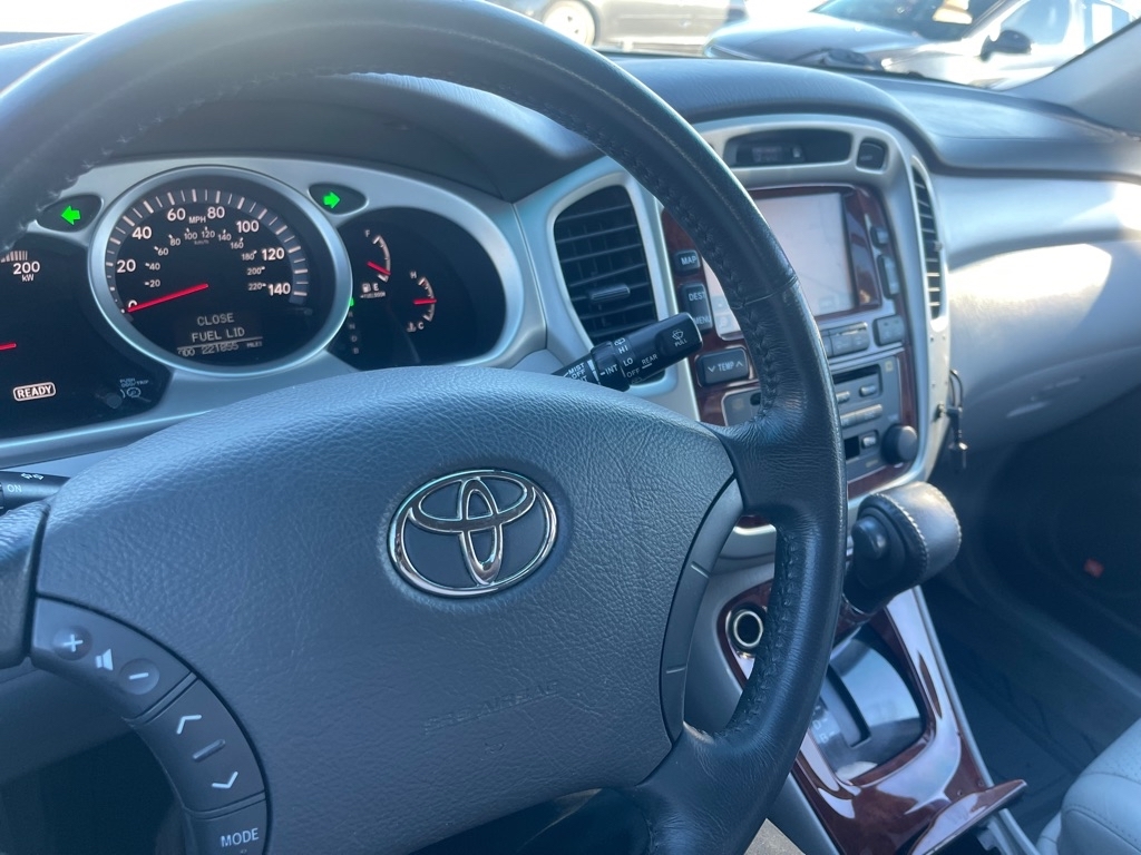 Toyota Highlander Hybrid 2WD 2006 Toyota Highlander Hybrid 2WD 2006