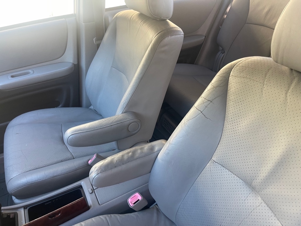 Toyota Highlander Hybrid 2WD 2006 Toyota Highlander Hybrid 2WD 2006