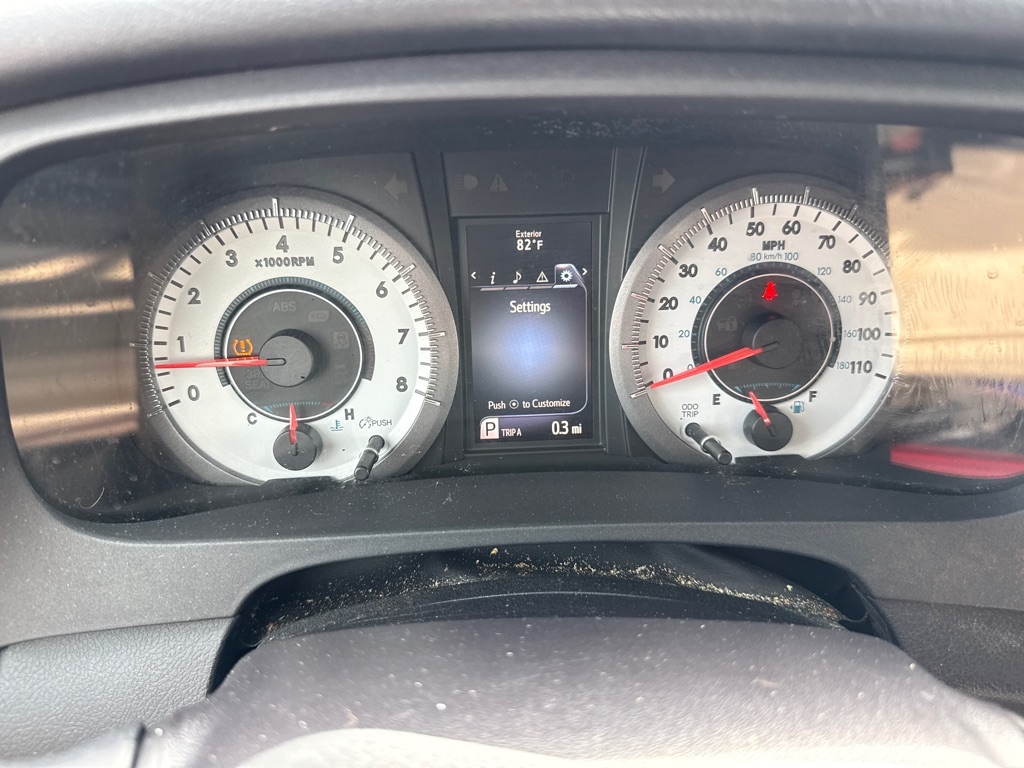 Toyota Sienna SE FWD 8-Passenger V6 2015 Toyota Sienna SE FWD 8-Passenger V6 2015