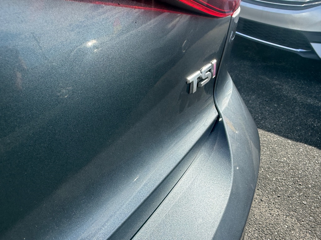 Volkswagen Jetta 1.4T S 6A 2017