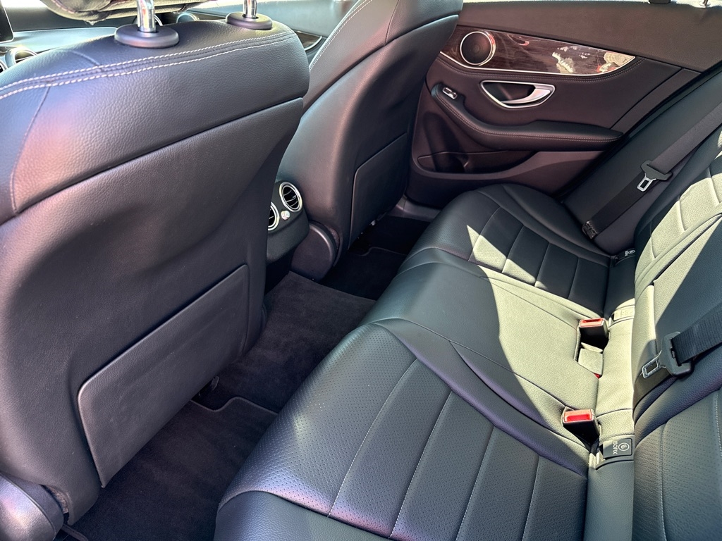 Mercedes-Benz C-Class C300 Sedan 2016 Mercedes-Benz C-Class C300 Sedan 2016