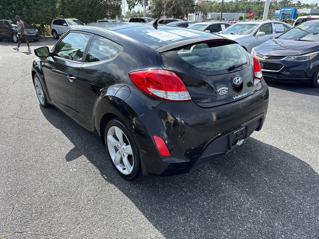 Hyundai Veloster Base 2014 Hyundai Veloster Base 2014