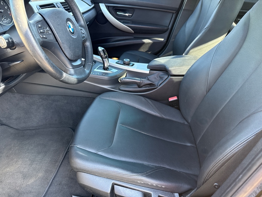 BMW 3-Series 320i Sedan 2015 BMW 3-Series 320i Sedan 2015