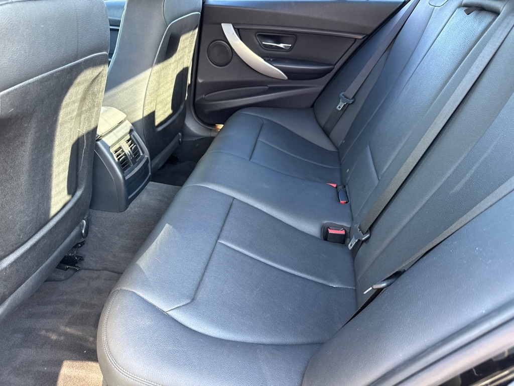 BMW 3-Series 320i Sedan 2015 BMW 3-Series 320i Sedan 2015