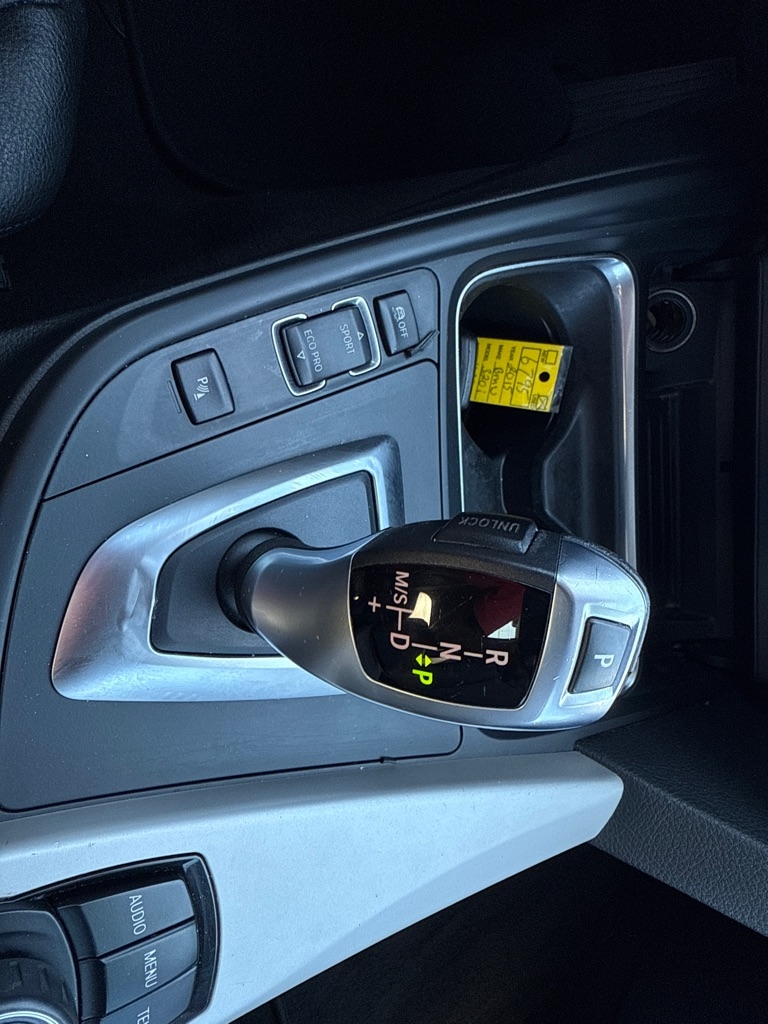 BMW 3-Series 320i Sedan 2015 BMW 3-Series 320i Sedan 2015