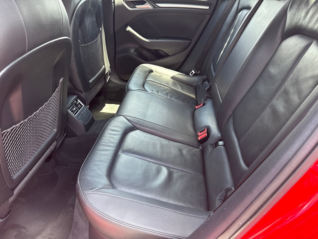 Audi A3 2.0 TFSI Premium 2017 Audi A3 2.0 TFSI Premium 2017