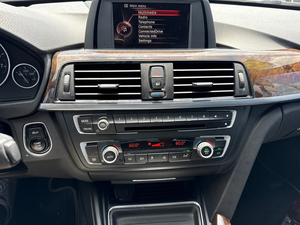 BMW 3-Series 328i Sedan 2015 BMW 3-Series 328i Sedan 2015