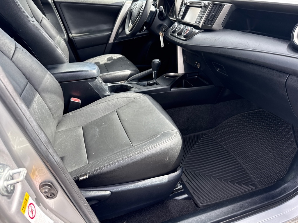 Toyota RAV4 LE AWD 2014 Toyota RAV4 LE AWD 2014