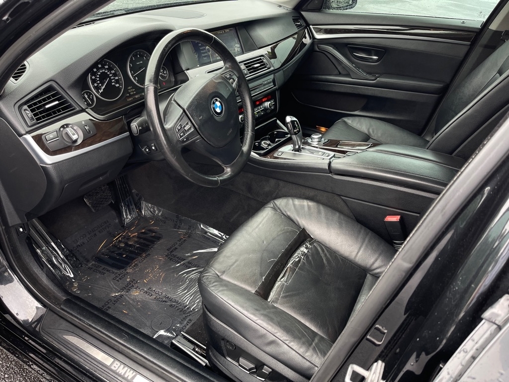 BMW 5-Series 535i 2011 BMW 5-Series 535i 2011
