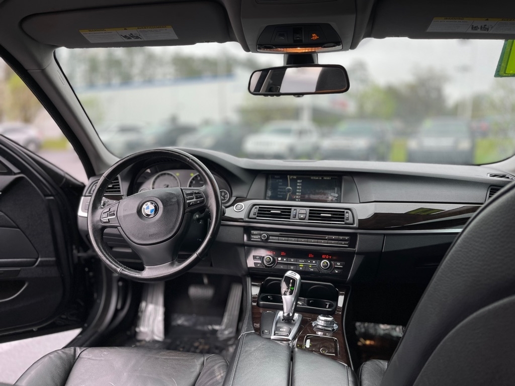 BMW 5-Series 535i 2011 BMW 5-Series 535i 2011