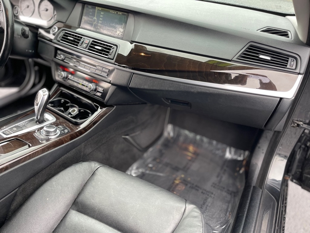 BMW 5-Series 535i 2011 BMW 5-Series 535i 2011