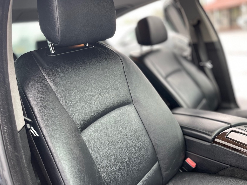 BMW 5-Series 535i 2011 BMW 5-Series 535i 2011