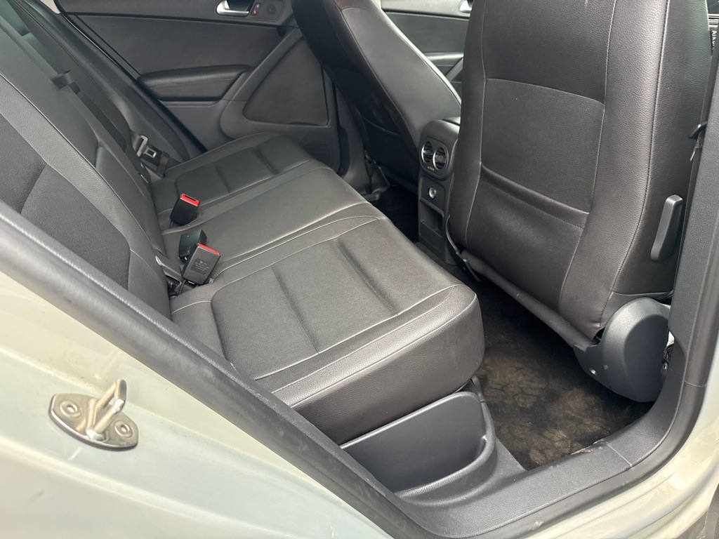 Volkswagen Tiguan S 2014 Volkswagen Tiguan S 2014