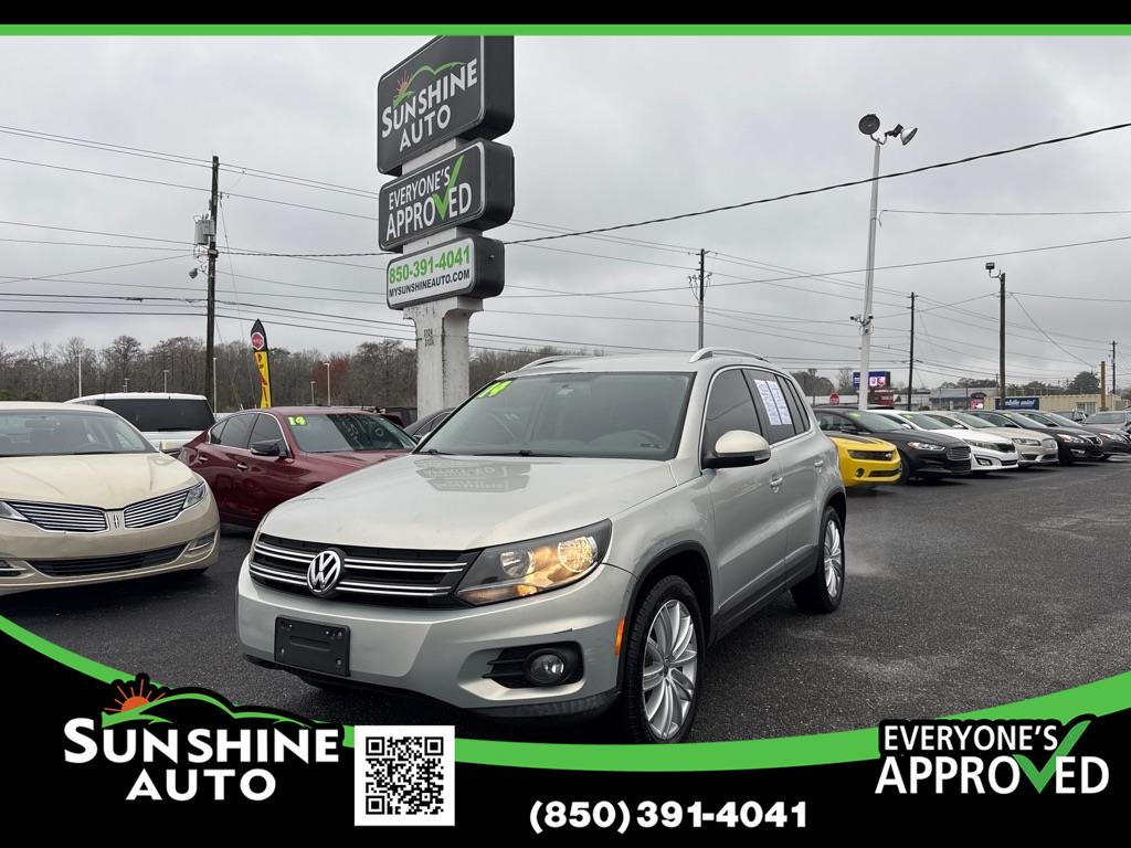 2014 Volkswagen Tiguan S's photo