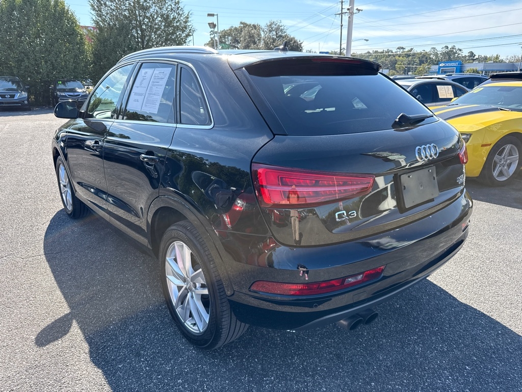 Audi Q3 2.0T quattro Premium Plus 2016 Audi Q3 2.0T quattro Premium Plus 2016