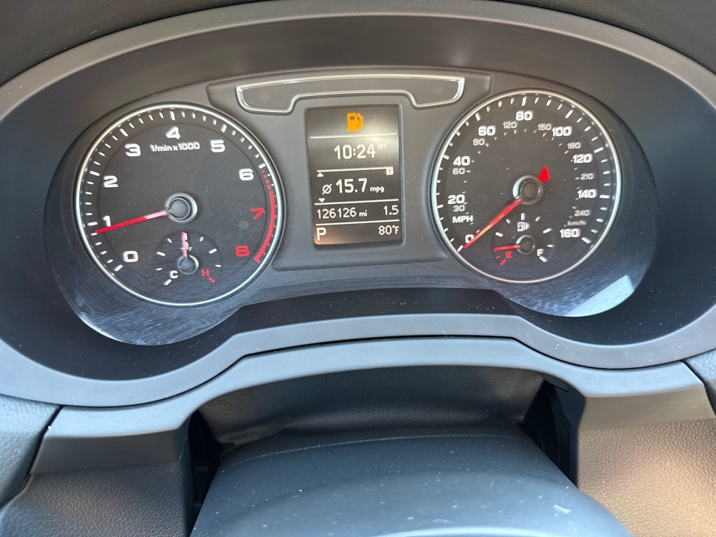 Audi Q3 2.0T quattro Premium Plus 2016 Audi Q3 2.0T quattro Premium Plus 2016