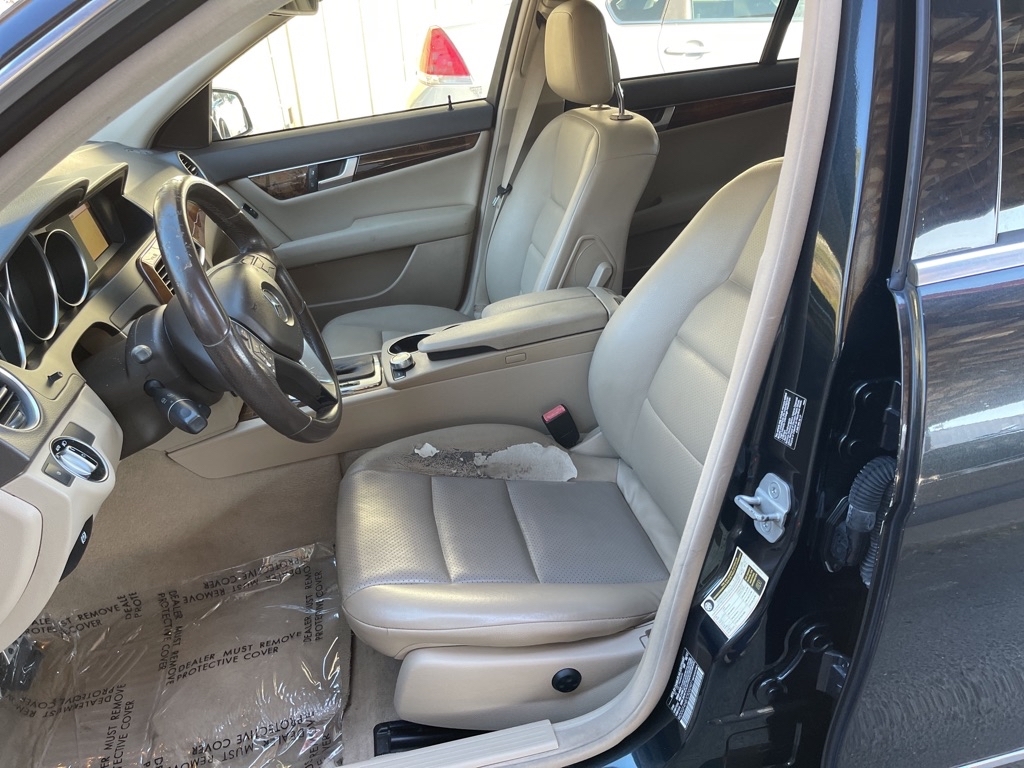 Mercedes-Benz C-Class C250 Sport Sedan 2012 Mercedes-Benz C-Class C250 Sport Sedan 2012