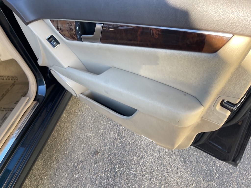 Mercedes-Benz C-Class C250 Sport Sedan 2012 Mercedes-Benz C-Class C250 Sport Sedan 2012