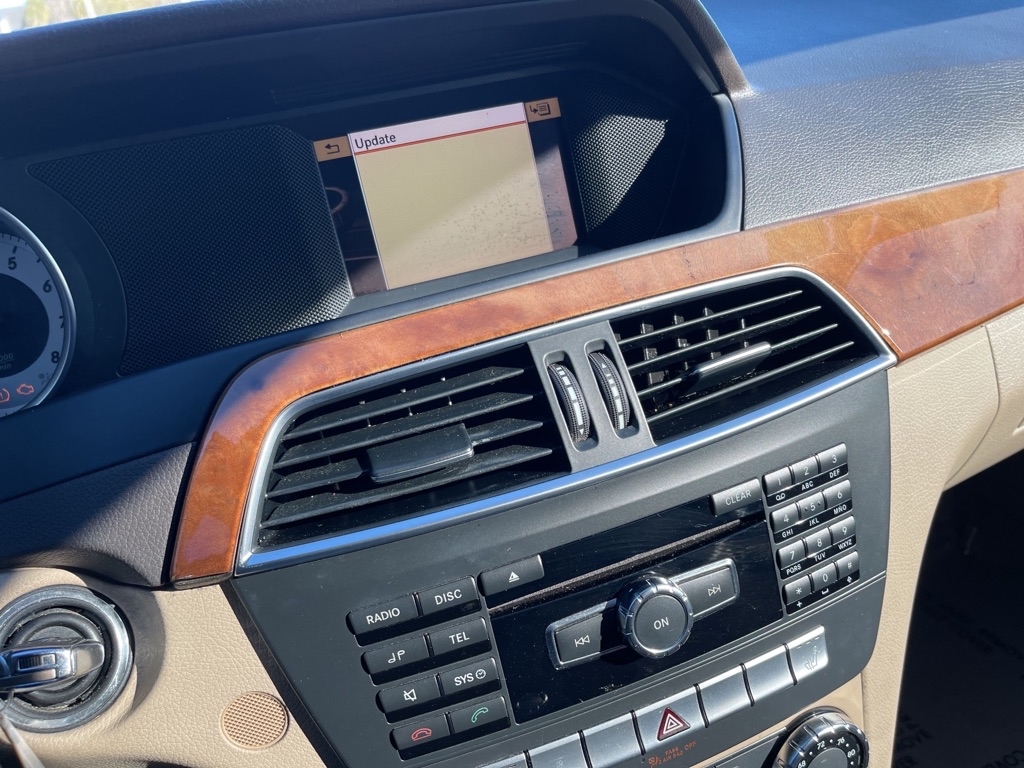 Mercedes-Benz C-Class C250 Sport Sedan 2012 Mercedes-Benz C-Class C250 Sport Sedan 2012