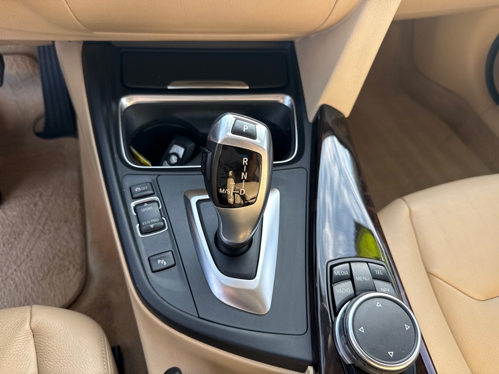 BMW 3-Series 328i Sedan 2015 BMW 3-Series 328i Sedan 2015